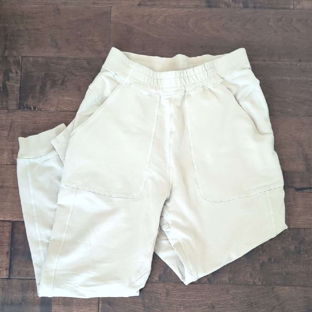 Lululemon Cream Casual Jogger Pants